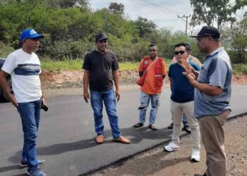 Sebagian Besar Jalan di Ile Ape Sudah Dihotmix, Kontraktor dan PPK Jamin Berkualitas