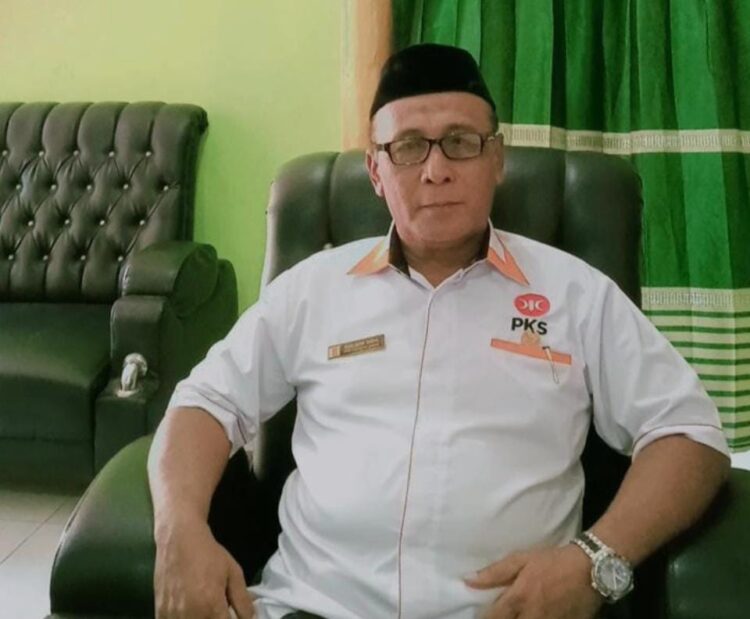 Anggota DPRD Rusliudin Ismail Menghendaki Marsianus Jawa Tetap Menjabat Pj Bupati Lembata