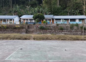 Berupaya Tukar Nama Sekolah, Ketua Yapenduklem Petrus Toda Atawolo Diduga Bohongi Uskup Larantuka