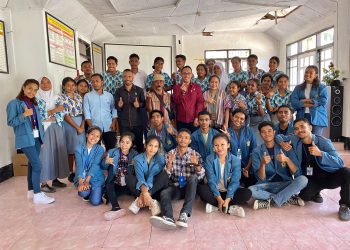 Hadirkan Pengadilan Negeri, Mahasiswa KKN UNWIRA Kupang Gelar Penyuluhan Hukum di Balauring