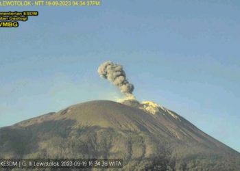 Lagi, Gunung Ile Lewotolok di Lembata Meletus, Tinggi Semburan Abu Vulkanik Capai 2.123 Meter