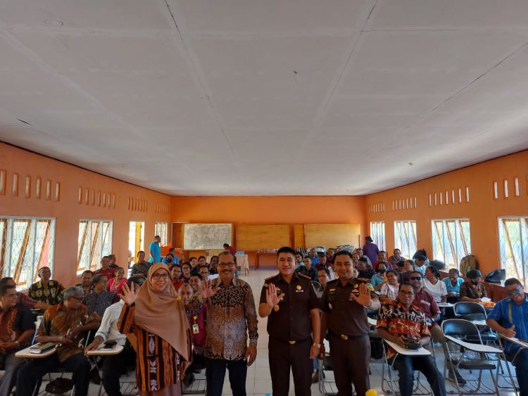 Kejaksaan Negeri Lembata Gelar Penerangan Hukum Tindak Pidana Korupsi Pengelolaan Dana BOS