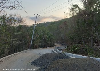 Pejabat HIPMI NTT Apresiasi Proyek Inpres Jalur Tengah dan Sebut Jokowi Berpihak Pada Rakyat