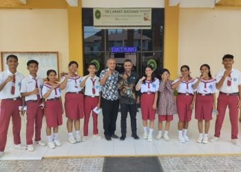 Siswa SMA Frater Don Bosco Wawancara Pimpinan dan Pejabat Pengadilan Negeri Lembata