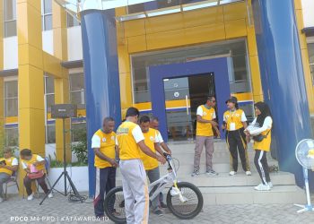 Jelang Ulang Tahun Ke-51, Ribuan Anggota Kopdit Obor Mas Jalan Sehat Keliling Kota Lewoleba