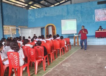 Siswa SMA Frateran Don Bosco Lewoleba Ikut Sosialisasi Pendidikan Politik dari KPU dan Bawaslu