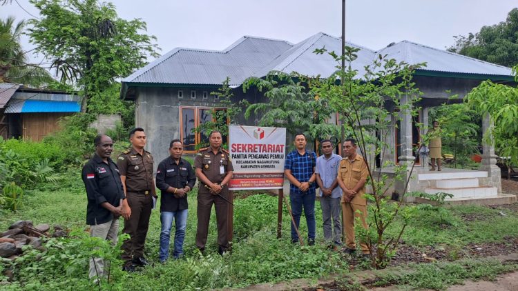 Kajari Lembata Minta Panwas Nagawutung Profesional Awasi Pemilu 2024