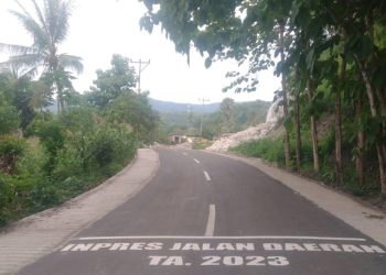 Proyek Inpres Bongkar Sekat Isolasi Jalan di Jalur Tengah Lembata, Hotmiks 13 Kilo Tuntas Dikerjakan
