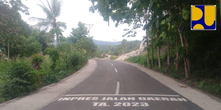 Proyek Inpres Bongkar Sekat Isolasi Jalan di Jalur Tengah Lembata, Hotmiks 13 Kilo Tuntas Dikerjakan
