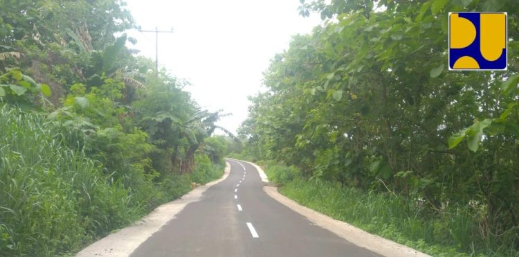 Proyek Inpres Bongkar Sekat Isolasi Jalan di Jalur Tengah Lembata, Hotmiks 13 Kilo Tuntas Dikerjakan