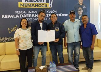 Resmi Mendaftar Bakal Calon Bupati di DPW Nasdem, John Batafor Mengaku Tidak Rugi Kehilangan Kursi DPRD