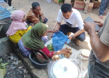 Masyarakat Uyelewun Jagokan Doktor Aljebra Jadi Calon Bupati Lembata