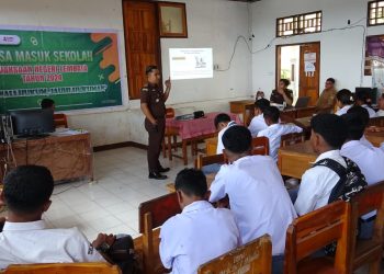 Jaksa Masuk SMKN 1 Atadei, Berikan Edukasi Hukum untuk Siswa