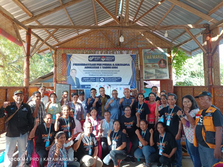 BP3MI dan Barakat Latih 2 Desa di Lembata Hasilkan Produk Ikan Kering dan Minyak Kelapa Asli