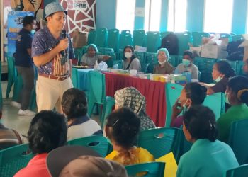 Rayakan Perak Imamat, Pastor Ini Beri Pengobatan Gratis dan Bhakti Spiritual Bagi Warga 4 Desa Di Ile Ape