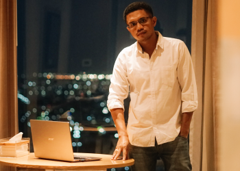 Jangan-jangan yang Ada Dalam Isi Kepala Para Wakil Rakyat dan Pejabat Kita Hanyalah Kwitansi, Bukan Kualitas