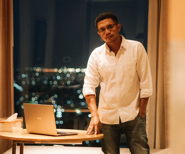 Jangan-jangan yang Ada Dalam Isi Kepala Para Wakil Rakyat dan Pejabat Kita Hanyalah Kwitansi, Bukan Kualitas