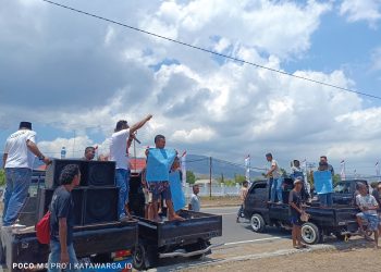 Gatalka Lembata Demo DPRD, Suruh Batalkan Pembelian Mobil Dinas
