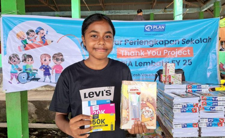 Tak Sekolah 1 Tahun karena Siklon Seroja, Kini Lou Temukan Harapan Baru Lewat Voucher Pendidikan