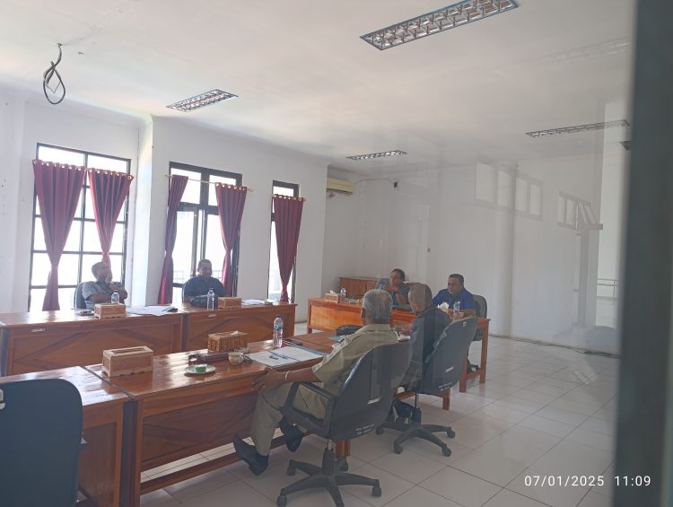 Hendak Liput Sidang DPRD Lembata, Sejumlah Wartawan Diusir Petugas Sekwan