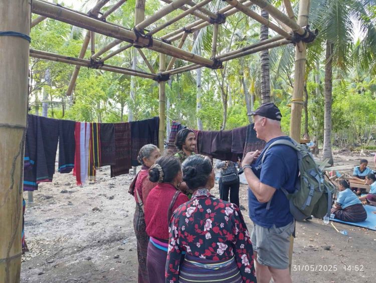 Wisata Budaya di Lembata: Turis Mancanegara Terpesona oleh Tradisi dan Kehangatan Warga