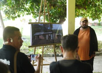 Puluhan Jurnalis di Sikka Kunjungi Pameran Maumerelogia 5