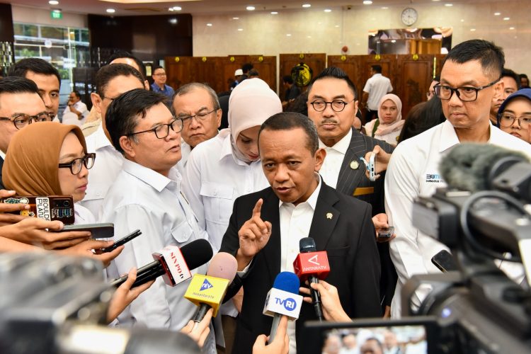 Tingkatkan Investasi dan Serap Tenaga Kerja, PLN Lakukan RUPTL 2025-2034 Demi Perkuat Ekonomi Mikro