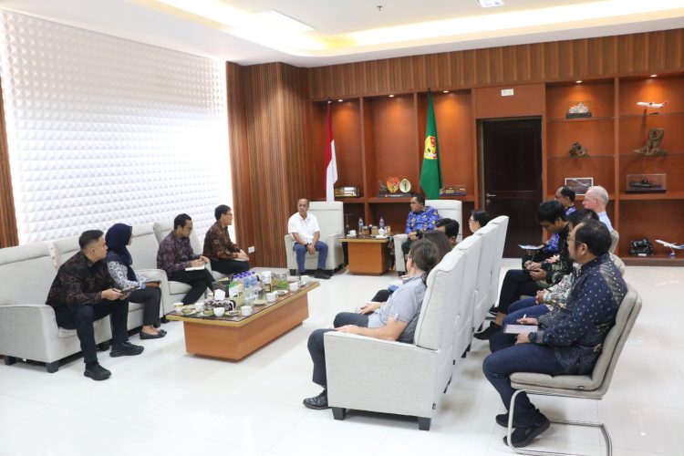 Gubernur Melki Laka Lena Buka Jalan Pengembangan Geothermal, PLN UIP Nusra Pastikan Patuh SOP