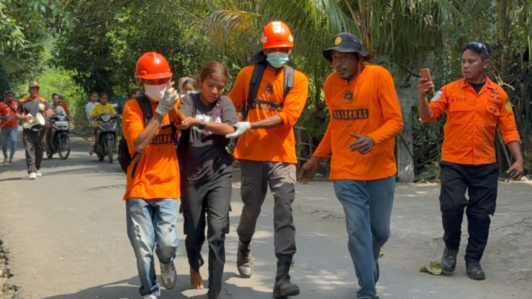Basarnas Gelar Simulasi Evakuasi Darurat Erupsi Gunung Api Ile Lewotolok