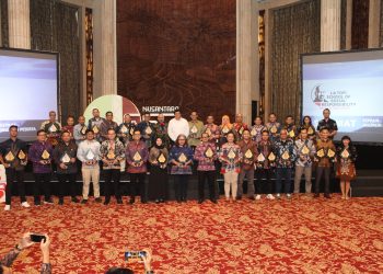 PLN UIP Nusra Raih Penghargaan Nusantara CSR Awards 2025 untuk Program Air Bersih dan Sanitasi di Desa Lungar
