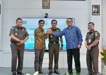 Teken MoU dengan Kejaksaan Tinggi, PLN Siap Akselerasi Transisi Energi di Nusa Tenggara