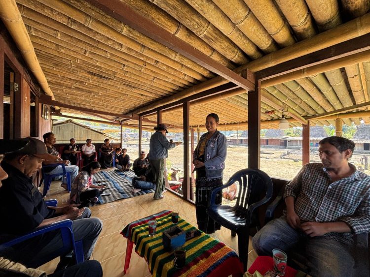 Jelang Festival Wolobobo, PLN Gercep Realisasi Program Penataan dan Pengelolaan Desa Adat Wogo sekitar PLTP Mataloko