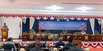 Bupati Pilih ke Kupang, Sidang DPRD Lembata Ricuh, RPJMD 2025–2029 Gagal Diteken
