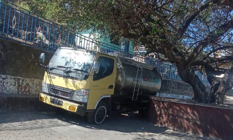 Gegara Borok Korupsi Tercium, Kades Bungamuda Dorong Sewakan Mobil Tangki Air Mangkrak Ke Pihak Ketiga