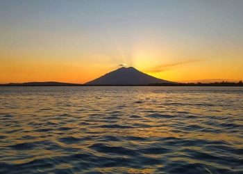 Investor Asal Jepang Diam-Diam Incar Teluk Lewoleba untuk Budidaya Kerang Mutiara