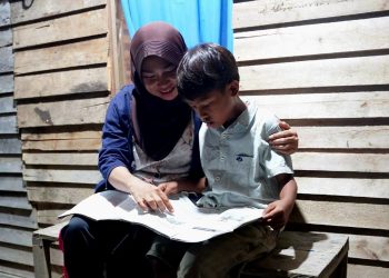 PLN Terangi Negeri: 2.821 Keluarga Prasejahtera Nikmati Listrik Gratis