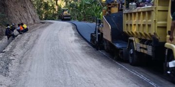 Hotmix Jalan Hurung-Ile Pati-Demon Dei Dimulai, 2,775 KM Sudah Tuntas dari Target 10 KM