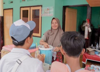 Kantin Sekolah dari Batako FABA, Hadir di SMKN 2 Lembar Lewat TJSL PLN