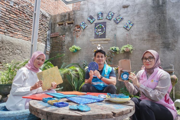 PLN UIP Nusra dan Komunitas GELISAH, Sulap Sampah Jadi Cuan Bernilai Ekonomi