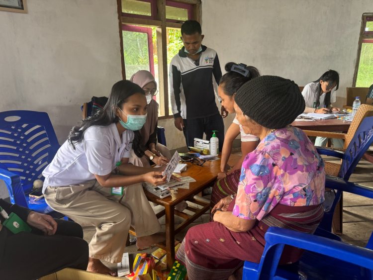 PLN UIP Nusra Inisiasi Layanan Kesehatan Gratis untuk Warga Ring 1 PLTP Ulumbu