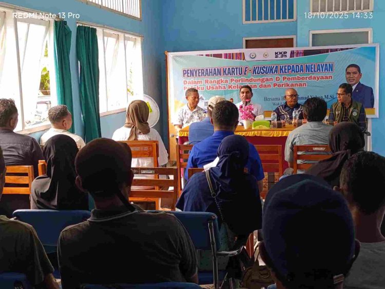 Nelayan Lembata dan Harapan di Balik Kartu E-Kusuka