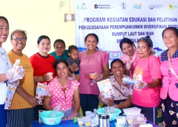 PLN UIP Nusra Berdayakan Perempuan Pesisir Lifuleo Lewat Program Desa Eco-Bahari