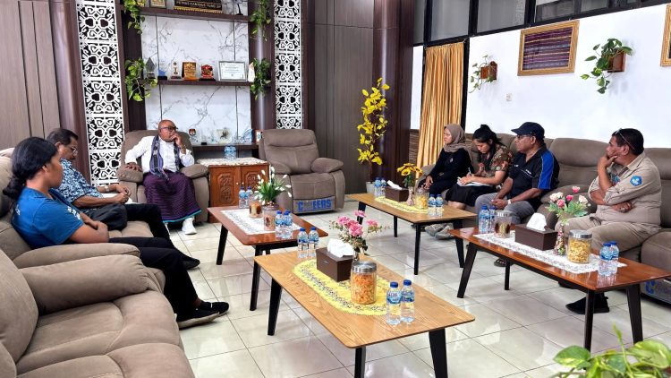 Bupati Lembata Dukung Pengembangan Ekonomi Biru Berbasis Kearifan Lokal di Tapobaran