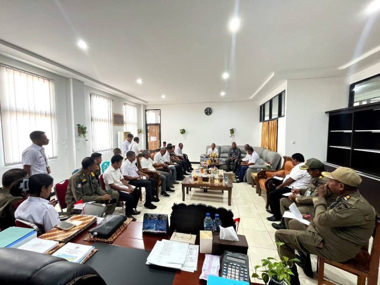 Urai Kelangkaan BBM, Pemda Lembata Gelar Rapat Terbatas: Wabup Nasir Soroti Akurasi Data