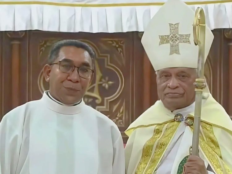 Pemkab Lembata Apresiasi Uskup Emeritus Kopong Kung dan Sambut Harapan Baru Mgr Monteiro