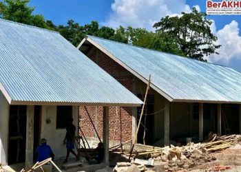 Revitalisasi Sekolah di Lembata Dibelit Material Murahan, Siapa yang Untung?