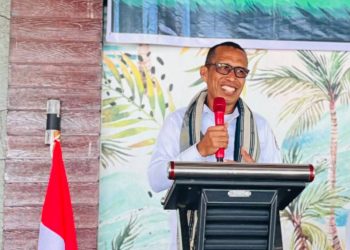 Ketika Panggung Ekonomi Disempitkan oleh Bisikan