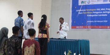 Pelantikan Pengurus Jaringan Muro Kabupaten Lembata, Kolaborasi Konservasi Laut Berbasis Adat dengan Peran Sentral Kaum Muda