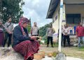 PLN Hadir Bersama Adat: Pengukuhan POKJA Tanah PLTP Atadei Dilandasi Kearifan Lokal di Nubahaeraka