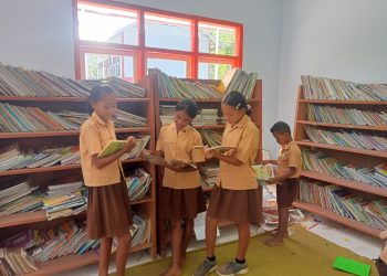 PLN UIP Nusra Renovasi Perpustakaan SDI Kaca, Dukung Peningkatan Kualitas Pendidikan di Sekitar Kawasan Pengembangan PLTP Ulumbu